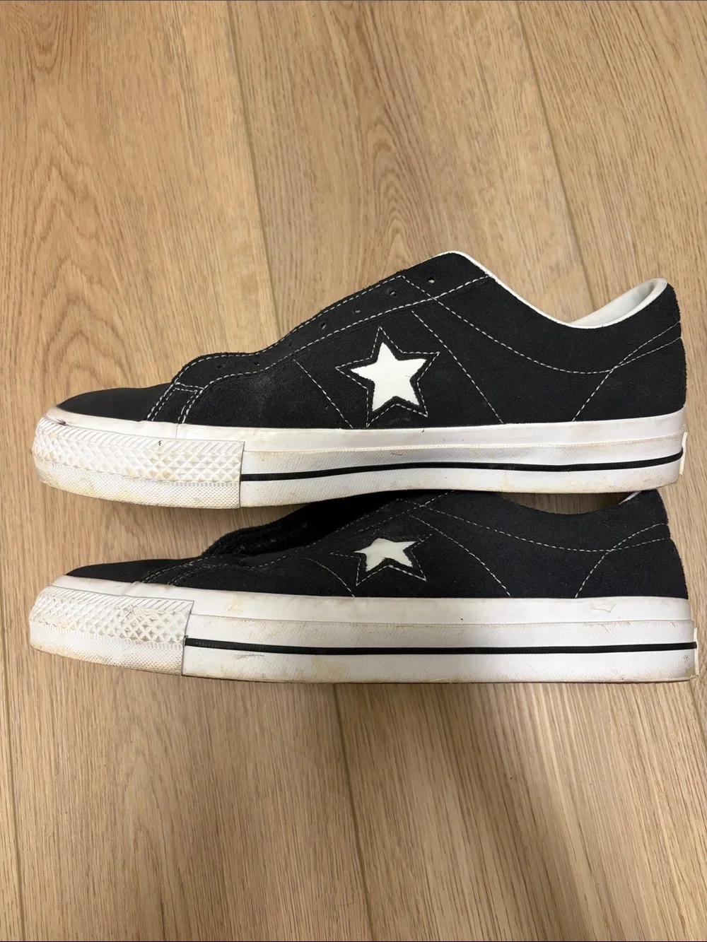Converse classic low
